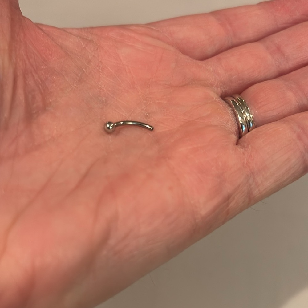 Anatometal 16g high polish titanium barbell with one end - Picture 3 of 3